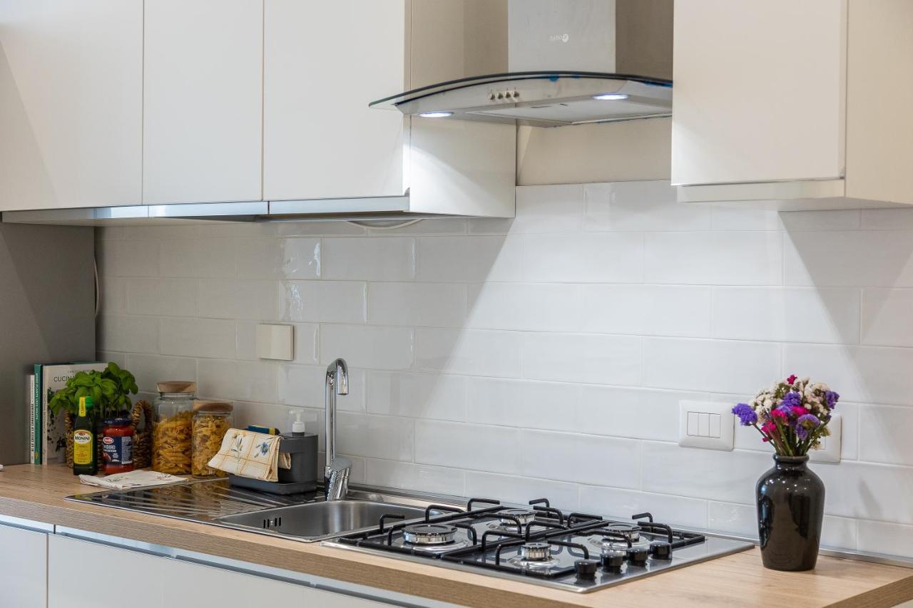 Colosseum Boutique Apartment Rzym Zewnętrze zdjęcie