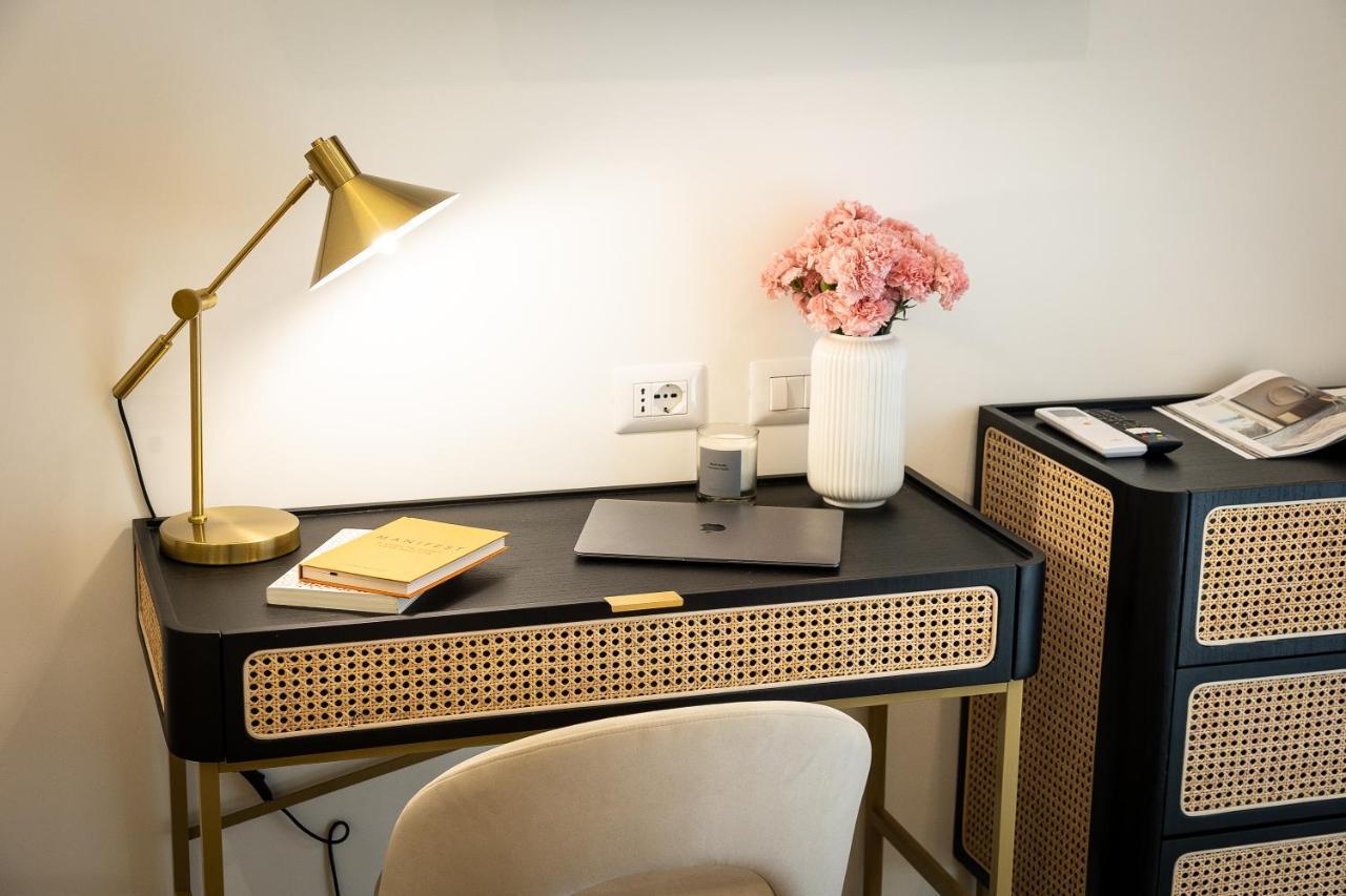 Colosseum Boutique Apartment Rzym Zewnętrze zdjęcie